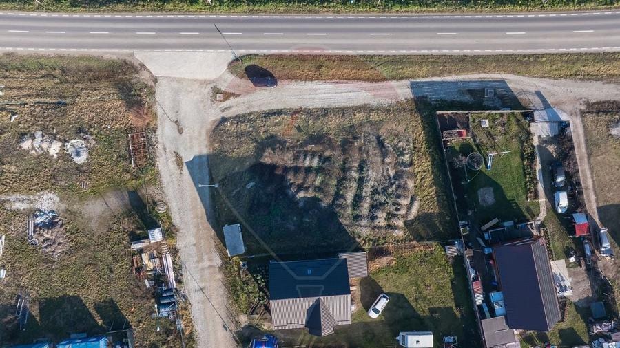 Teren intravilan cu dublu front stradal I Poiana Craitelor I Bod - 10