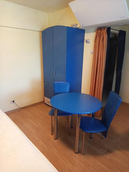 Garsonieră semidecomandată în Central