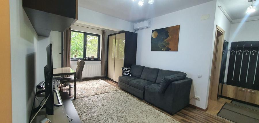 Apartament cu 2 camere semidecomandat, mobilat în Obor