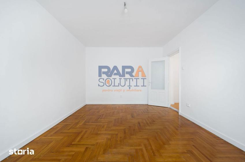 Spațiu comercial, de 38 mp, în Central