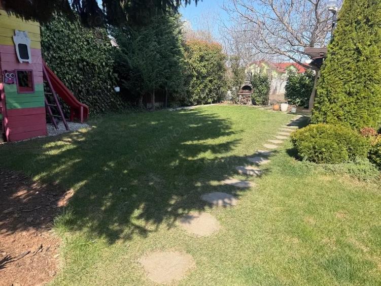 Casă cu 2 camere cu Teren 800 Mp în Fratelia