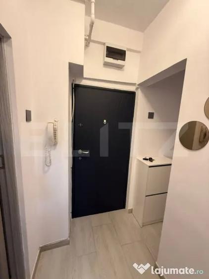 Apartament cu 2 camere semidecomandat în Democrației
