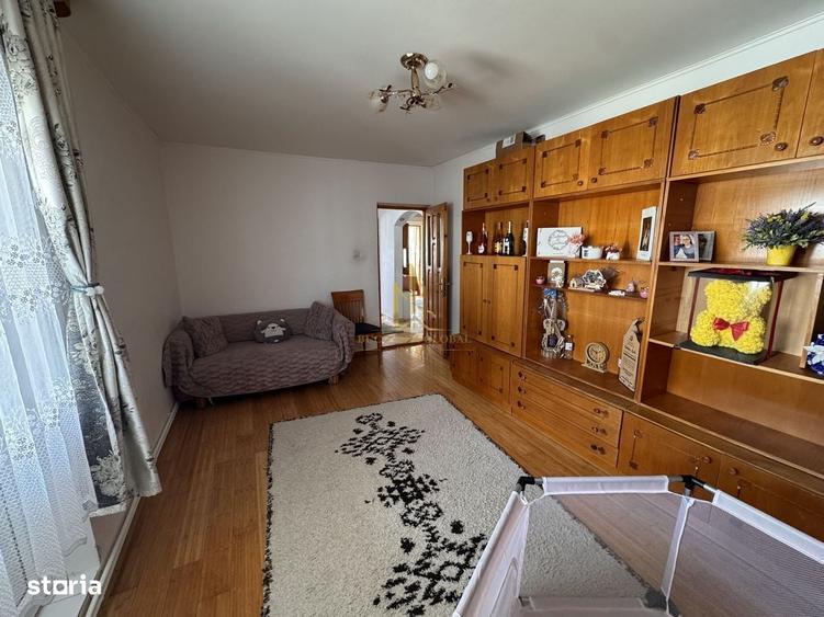 Apartament cu 2 camere decomandat în Burdujeni