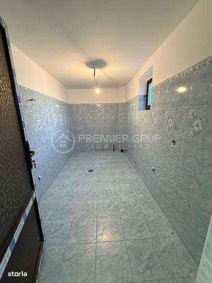 Casă cu 4 camere cu Teren 1517 Mp în Hadâmbu