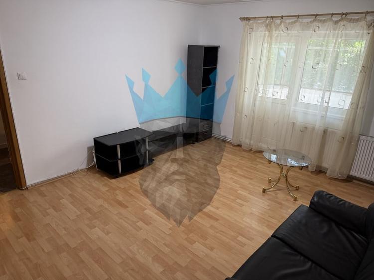 Apartament cu 2 camere decomandat, mobilat în Vitan Mall