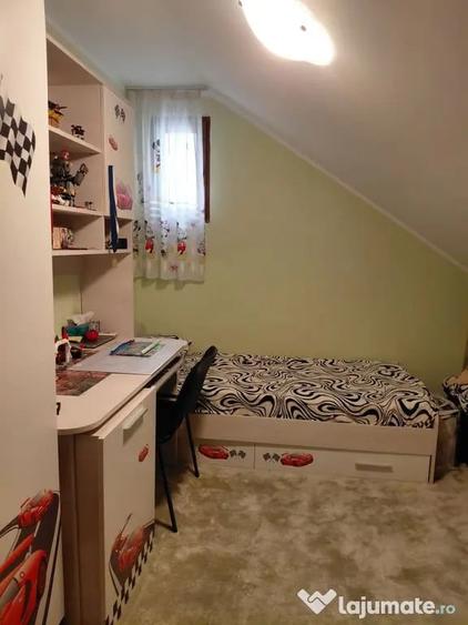 Casă cu 5 camere cu Teren 500 Mp în Tulucești