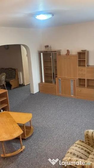 Apartament cu 2 camere decomandat în Oancea