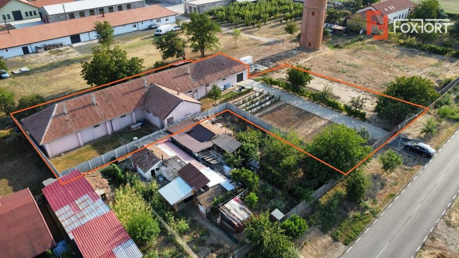 Spațiu industrial, de 382 mp, în Peciu Nou