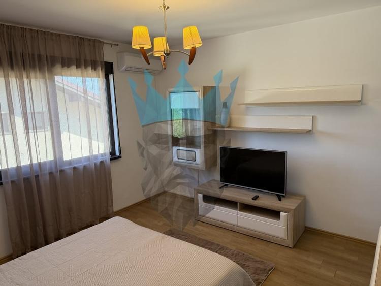 Duplex cu 4 camere cu Canalizare în Băneasa