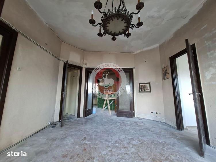 Apartament cu 5 camere semidecomandat în Victoriei