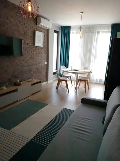Apartament cu 2 camere decomandat în Exterior Est