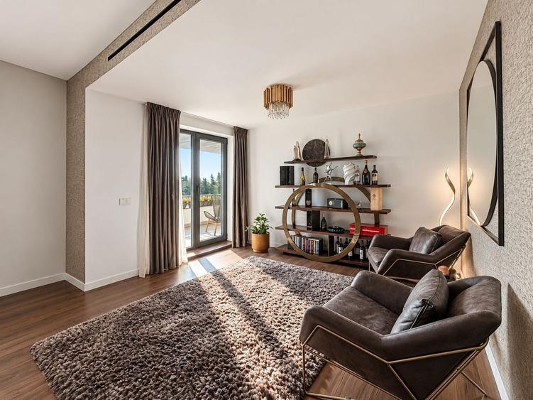 Apartament cu 4 camere decomandat, mobilat în Primăverii