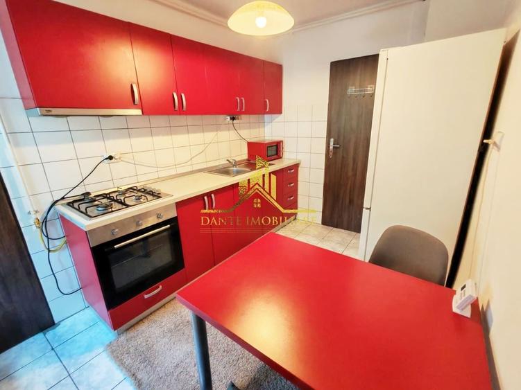 Apartament cu 2 camere decomandat, mobilat în Zorilor