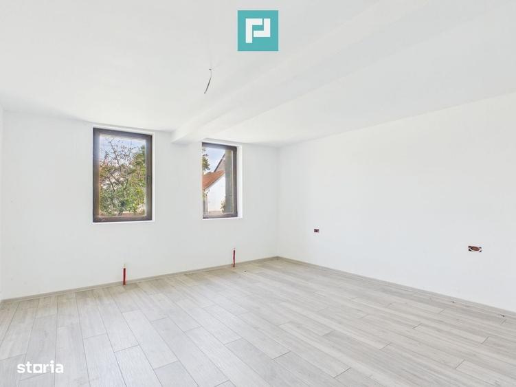 Casă cu 3 camere în Peregu Mic