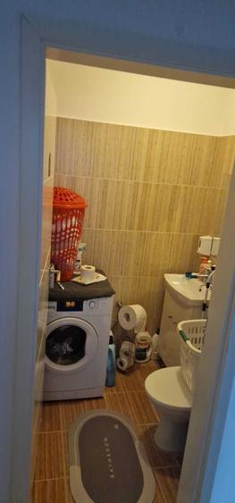 Apartament cu 2 camere decomandat în Aradului