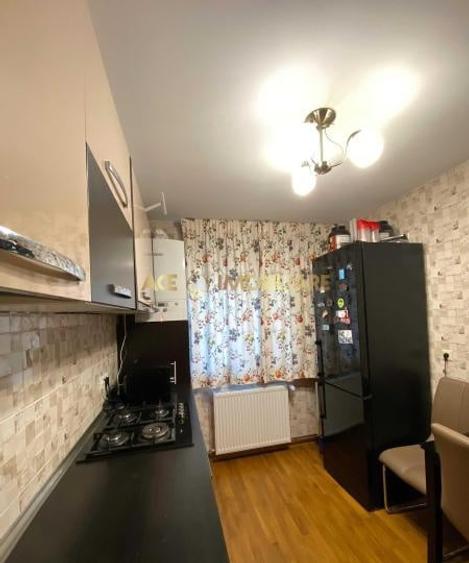 3 Camere de inchiriat | Crangasi | 2 bai | Centrala proprie | Metrou - 3