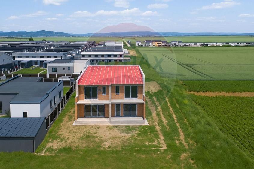 Intreg duplex de vanzare in cartier Izvor, Brasov - 1