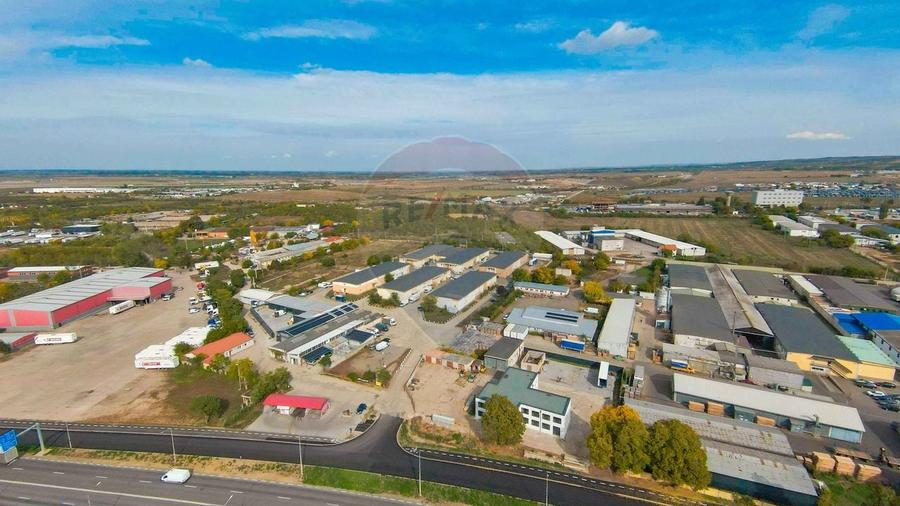 De vânzare Spațiu industrial de 10 129 mp Șoseaua Borșului - 43