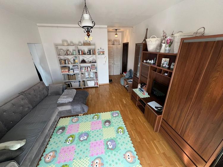 Decomandat. Bucatarie separata. Mobilat si utilat. Girocului - pozitie excelenta - 4