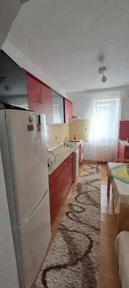 Vand apartament cu doua camere , zona linistita cu loc de parcare . - 7