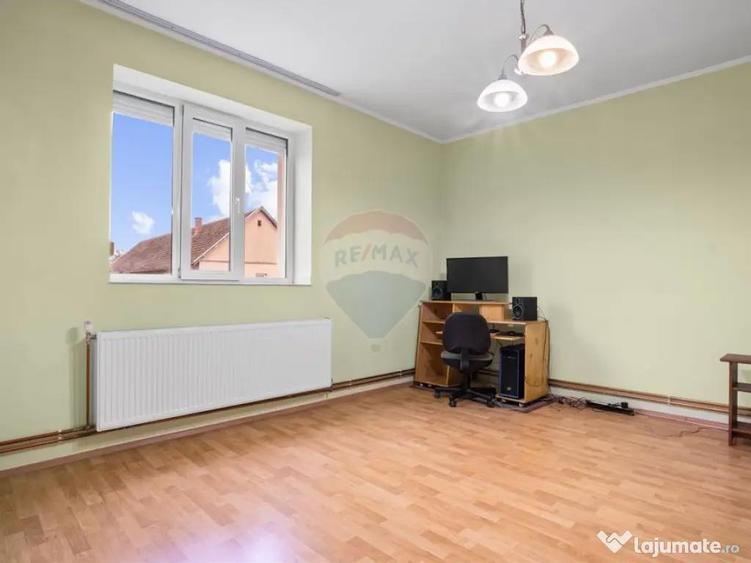 Casa si teren 2173 mp de vanzare in Tipar , la 12km de Ch... - 9