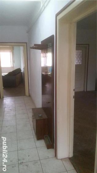vand sau schimb apartament cu trei camere in centru strada Horea Dej - 1