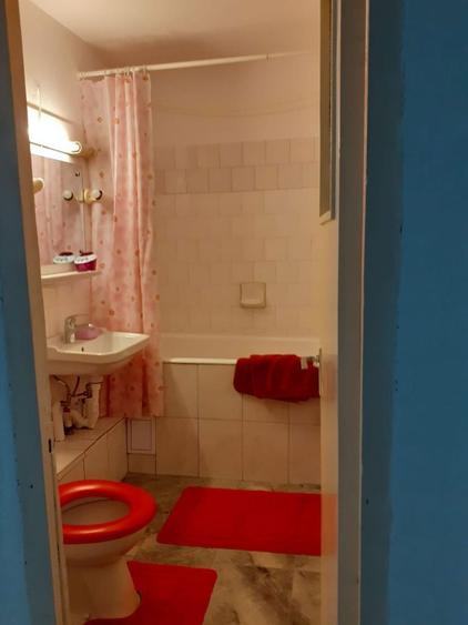 Inchiriez apartament nemobilat 2 camere Gavana 3 - 7