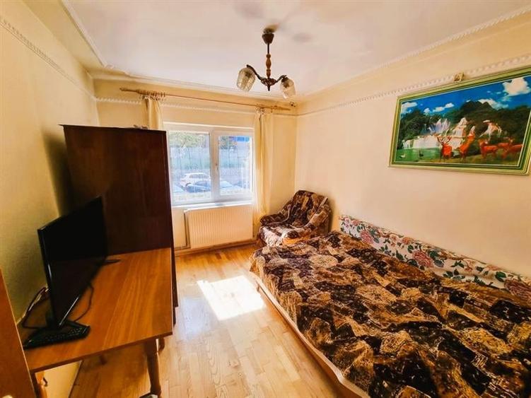 Apartament 3 camere, 2 bai, decomandat. Zona Racadau,Parcul Trandafirilor - 2