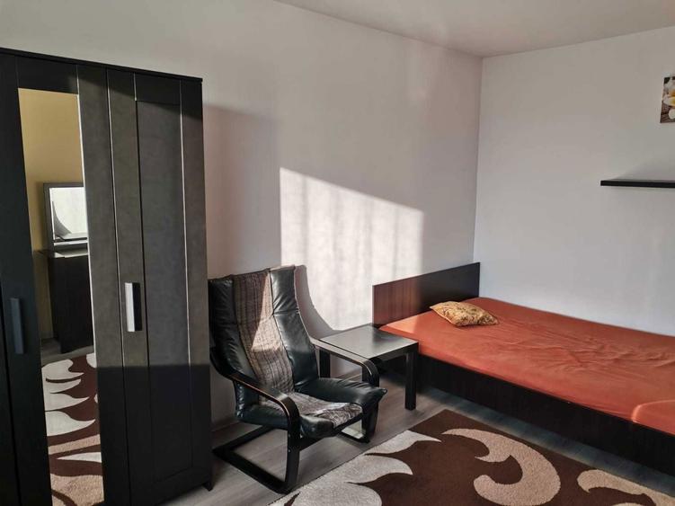 Apartament cu o camera de inchiriat - 2