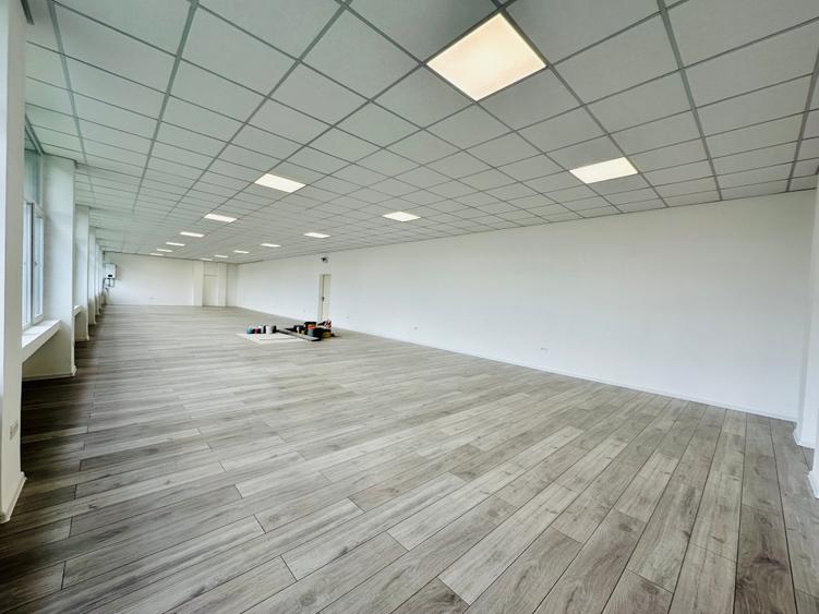 De vânzare spațiu comercial / birouri – Sector 4, lângă metrou - 6