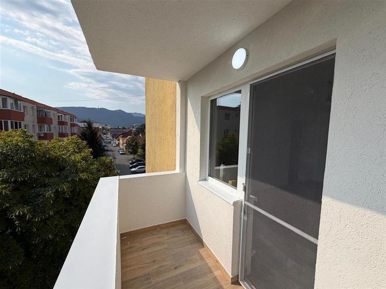 Apartament cu 2 camere semidecomandat în Blumăna