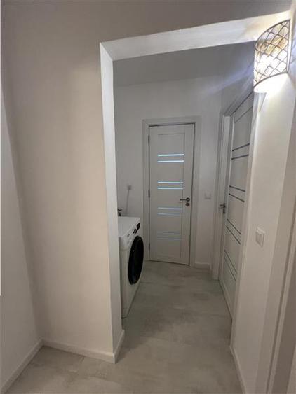 Apartament renovat cu 3 camere decomandate in zona Vasile Aaron - 17