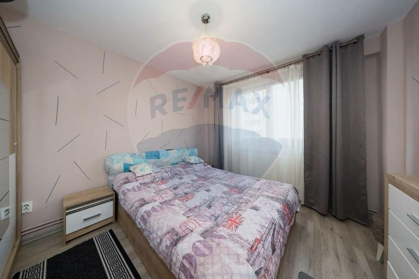 Apartament cu 3 camere de vanzare in zona Vlahuta - 13