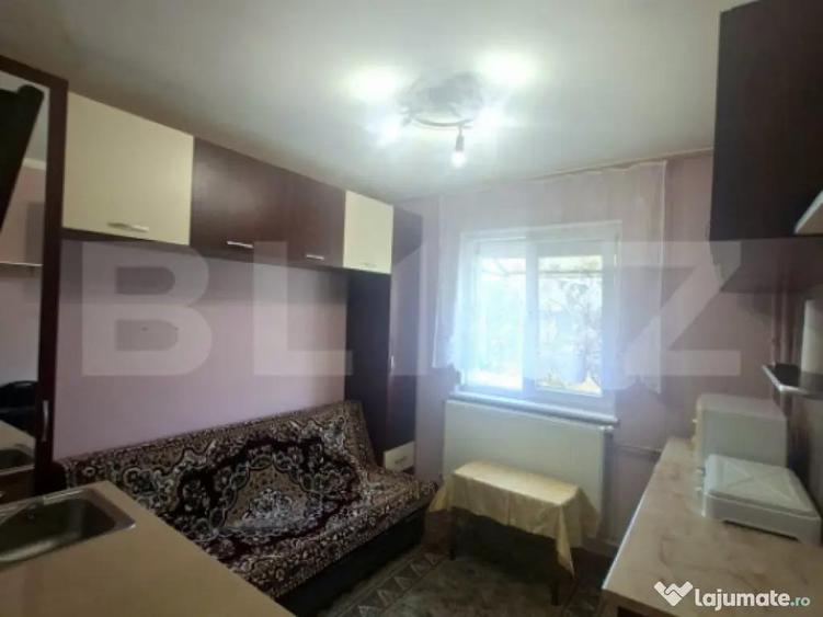 Garsoniera cocheta, etaj 2, costuri mici ideala pentr - 1