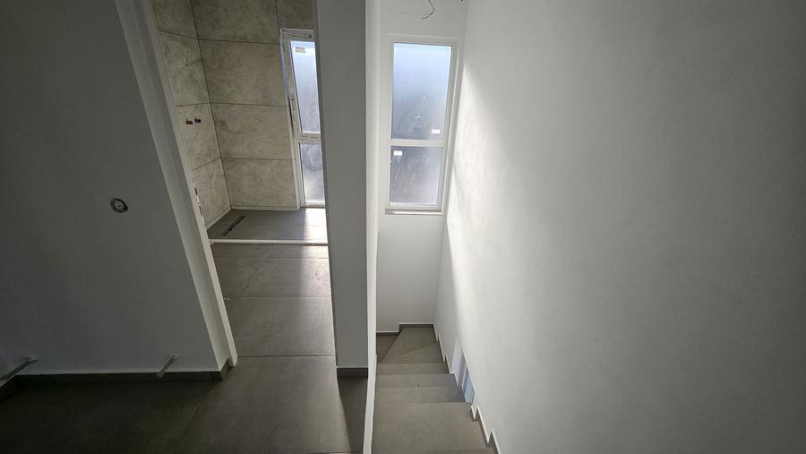 Casa moderna, noua , la cheie, cu piscina Fantanele - 1