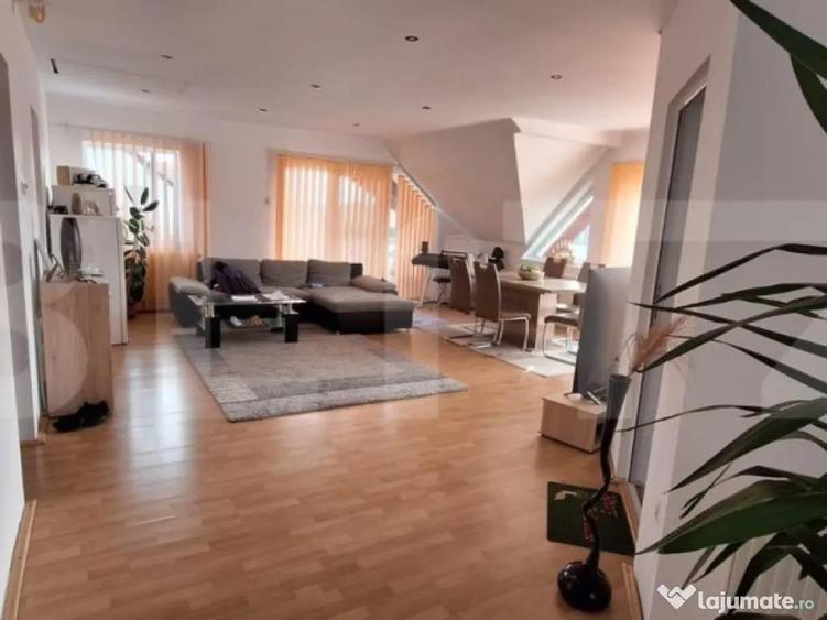 Casa dev vanzare , 220mp , zona AquaStar - 10