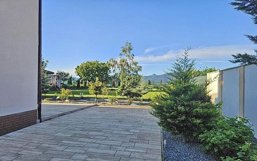 Structura Generoasa Zona Linistita - 22