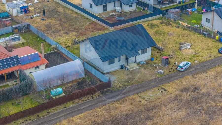 Comision 0% | Casă individuală la gri – Sânpetru, Str. Stadionului - 1