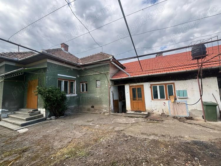 Casa cu curte de vanzare, strada 1 Mai, Ora?tie! - 2