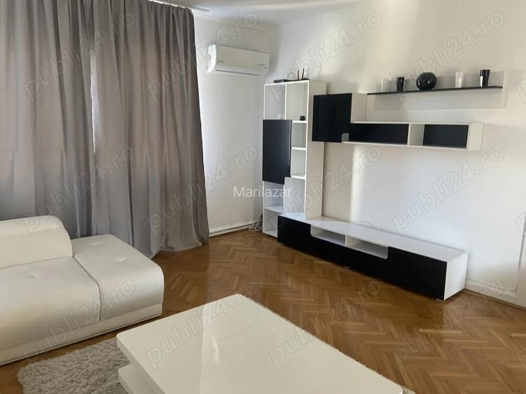 Vand apartament la casa