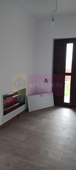 Sabareni, casa noua, 3 camere, 2 bai, bucatarie, terasa, pivnita - 10