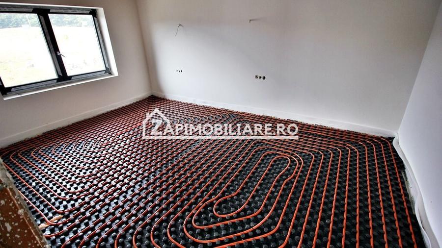 Casa 5 camere,3 băi,la cheie,138 mp,528mp teren,0% comision - 18