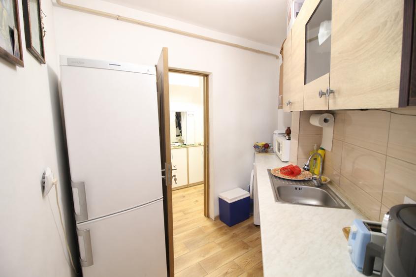 Ap. 1 camera Faleza, bloc mixt, etaj 1, renovat - 6