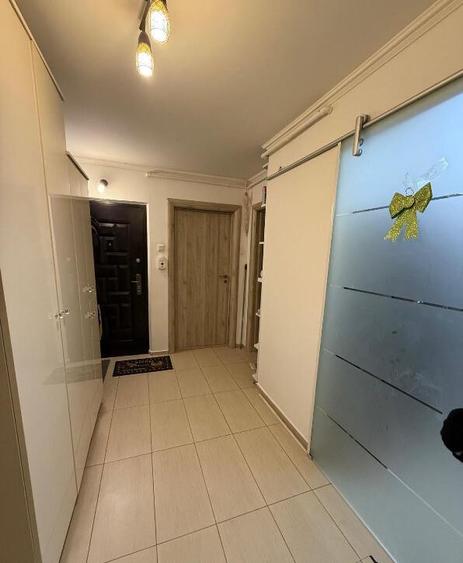 Apartament 2 camere, decomandat - zona Calea Bucuresti - 7