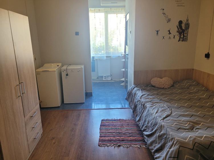 Vând garsoniera pe Str Nicu Enea Vând garsoniera pe Str Nicu Enea