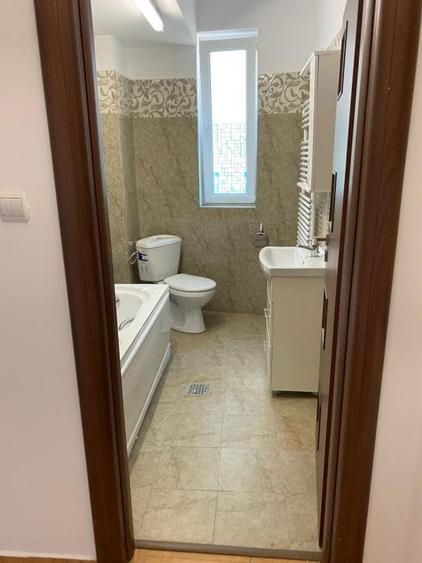 Vanzare Apartament 4 camere+posibilitate spatiu comercial la demisol - Bragadiru - 12