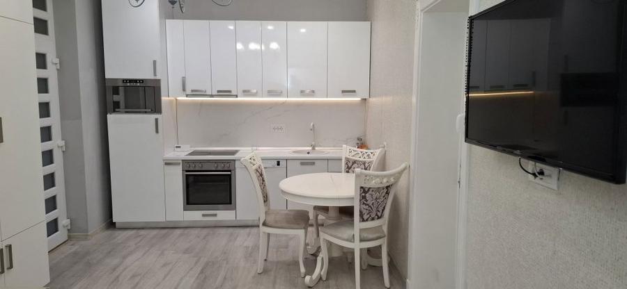 Apartament chic 3 camere la casa, ultracentral - 1