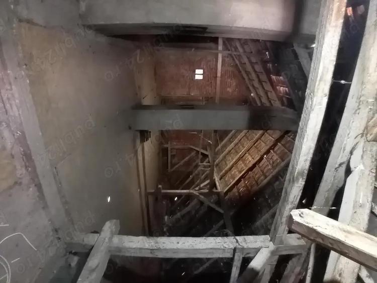 Casa 6 camere , ELISABETIN - langa Observatorul Astonomic - 9