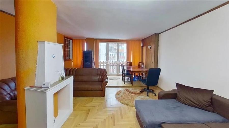 Apartament cu 3 camere decomandat, mobilat în Centrul Civic Apartament cu 3 camere decomandat, mobilat în Centrul Civic