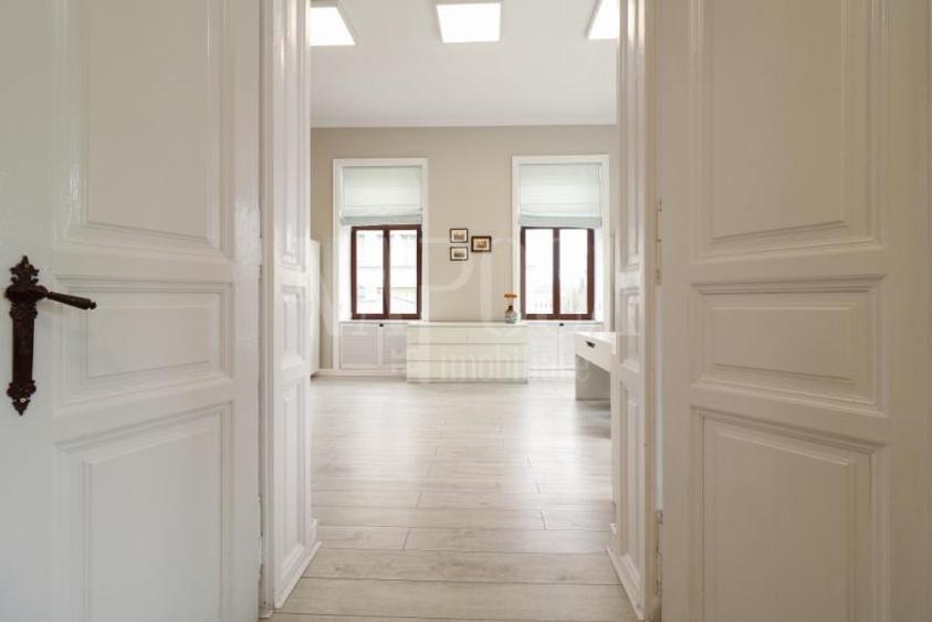 Apartament 4 camere de vanzare in Centru, Cluj Napoca - 3